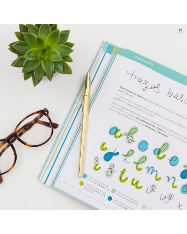 El arte del lettering, por Happy Letters (Marta Velázquez). Editorial Sirio